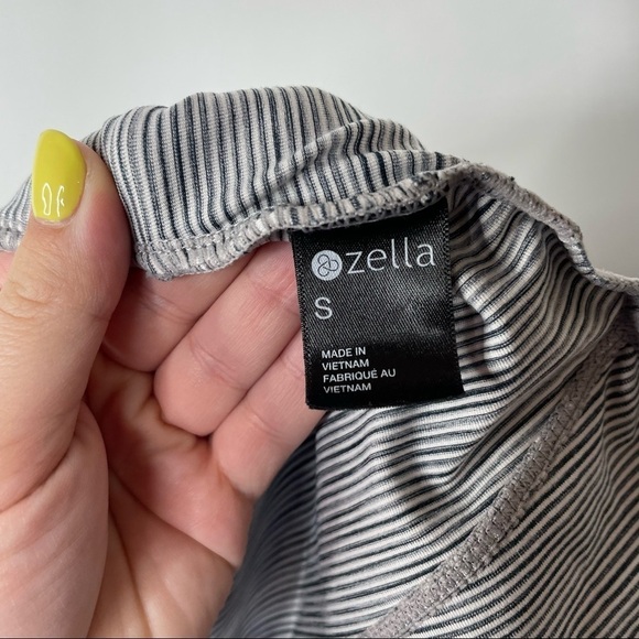 Zella Scoop Back Striped Activewear Long Sleeve Top Small - Picture 6 of 7